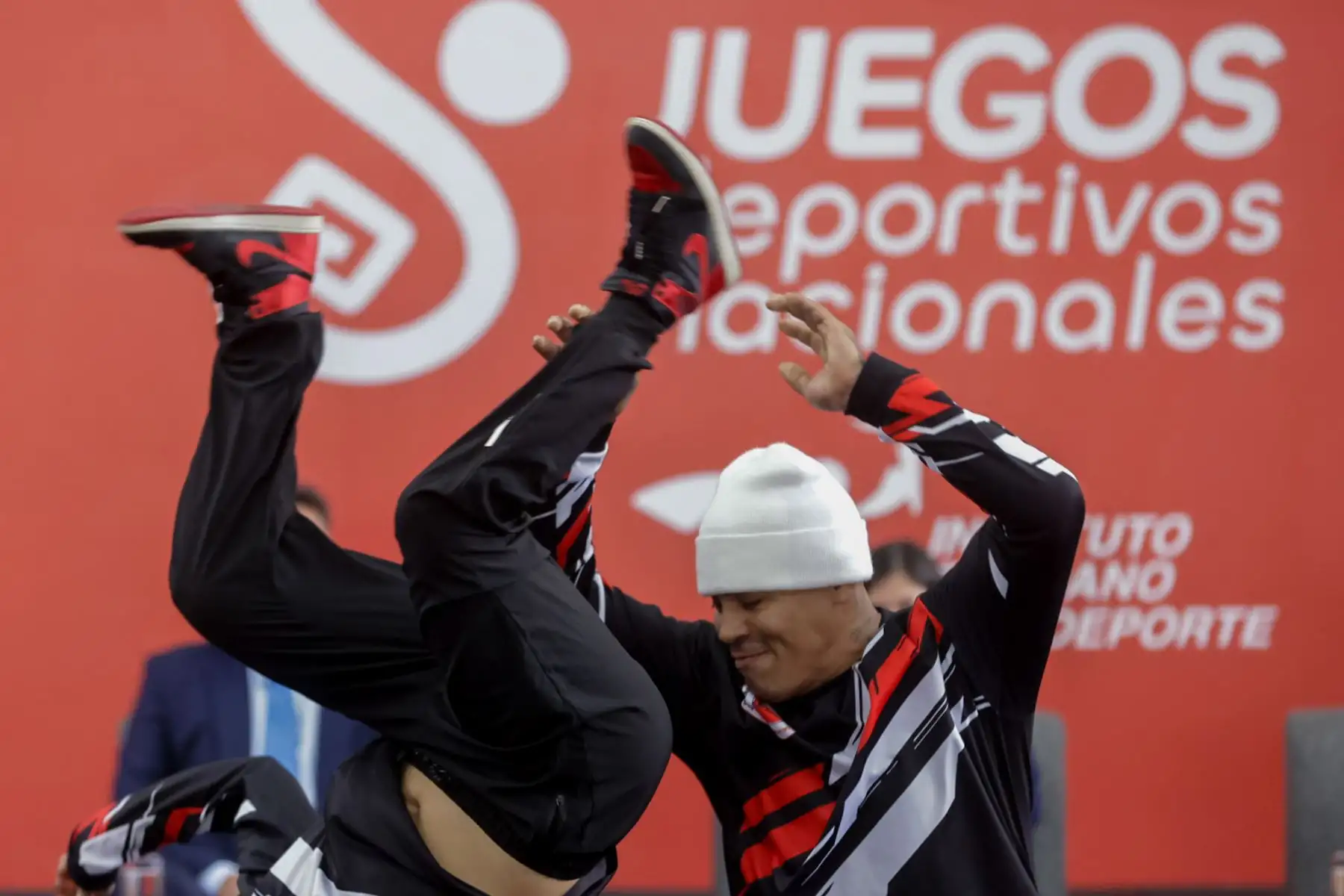 El Instituto Peruano del Deporte (IPD) realizó en la Videna el lanzamiento oficial de los Juegos Deportivos Nacionales IPD 2026, certamen que reunirá a más de 20 mil deportistas de entre 14 y 21 años. La competencia busca promover la práctica deportiva e identificar talentos con proyección al alto rendimiento y se disputará en dos fases: regional y nacional, cuya etapa final se realizará en Lima. Fotos: ANDINA/Luis Iparraguirre.