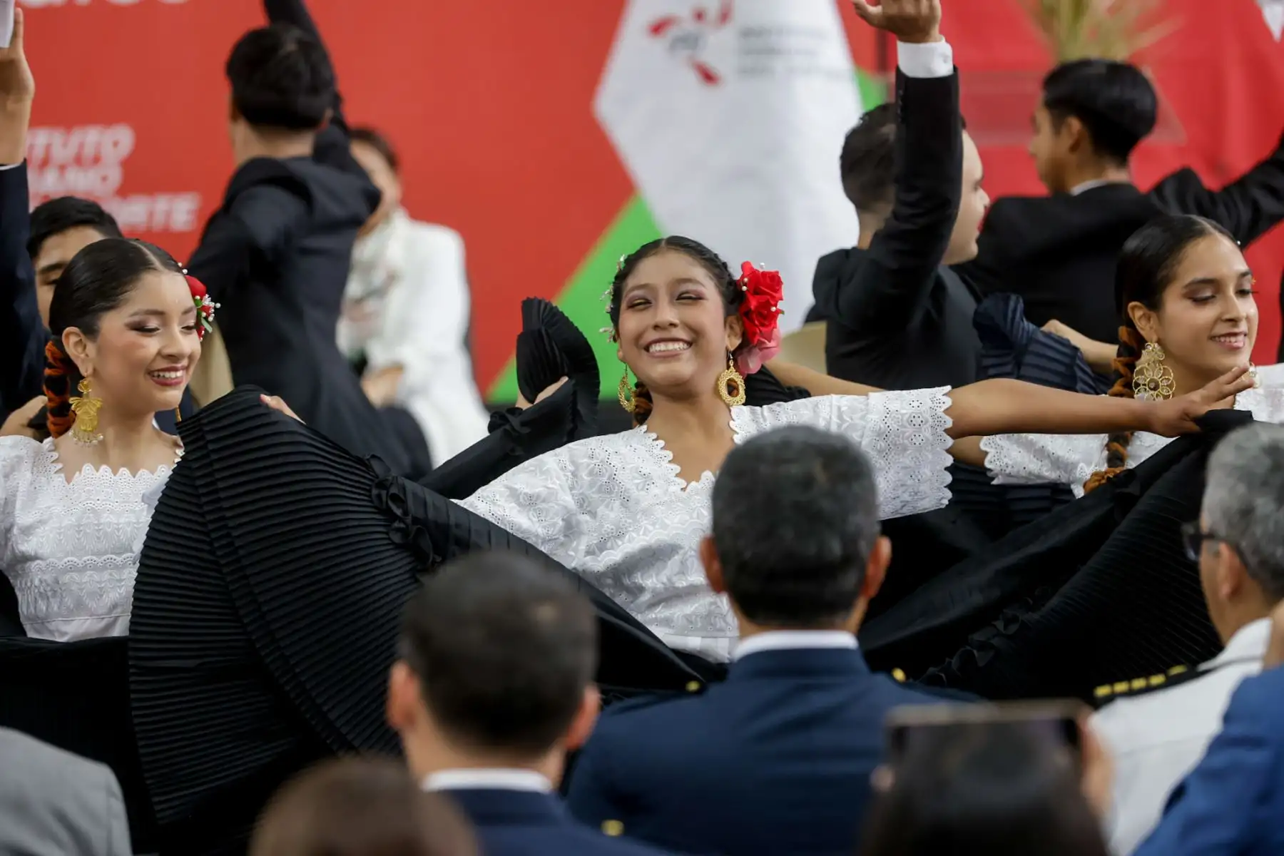 Asimismo, se destacó que los Juegos contemplan 18 disciplinas deportivas, promoviendo la participación de jóvenes talentos a nivel nacional. Foto: ANDINA/Luis Iparraguirre.
