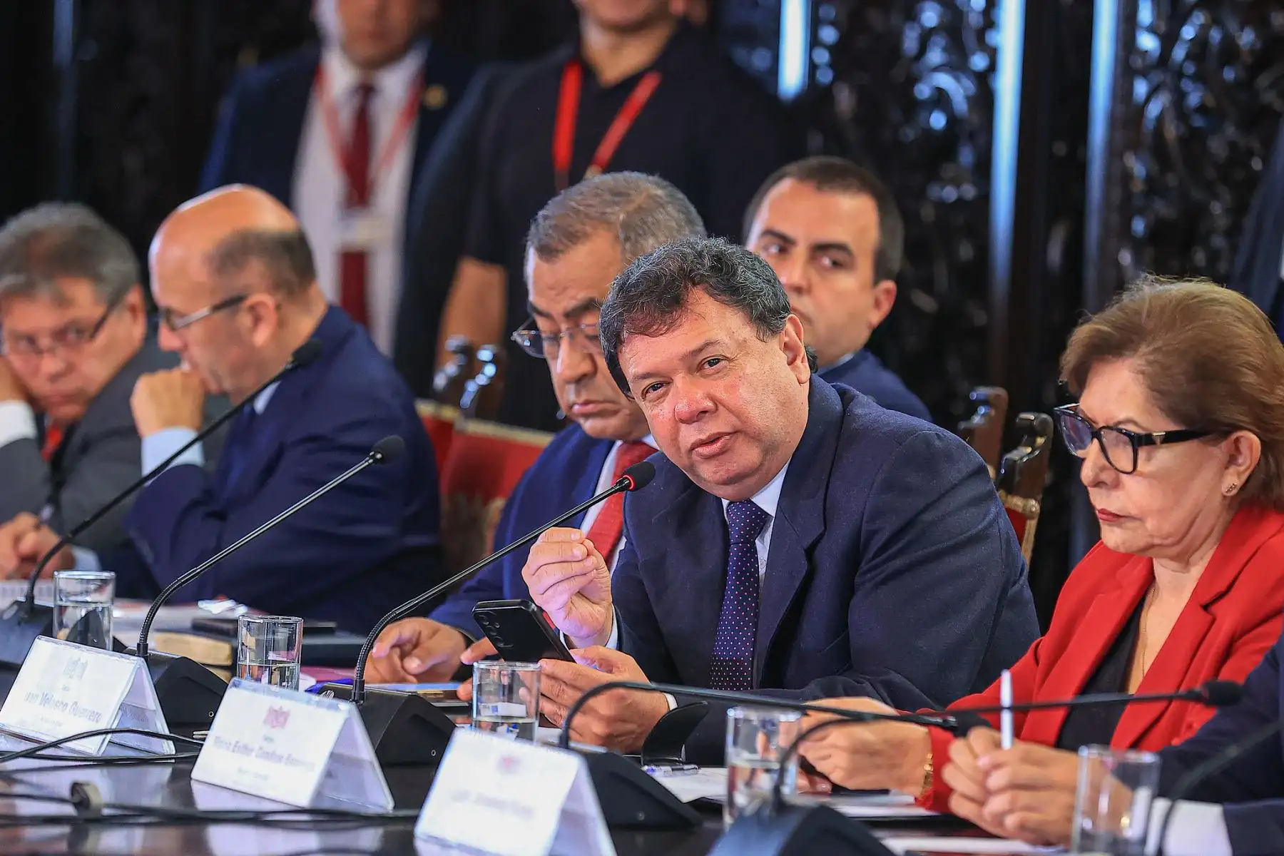 El presidente de la república, José María Balcázar, se reunió con dirigentes, autoridades locales y representantes de la sociedad civil de Pasco y Huánuco, así como del distrito de San Juan de Lurigancho, para escuchar sus demandas y coordinar soluciones. Foto: Presidencia