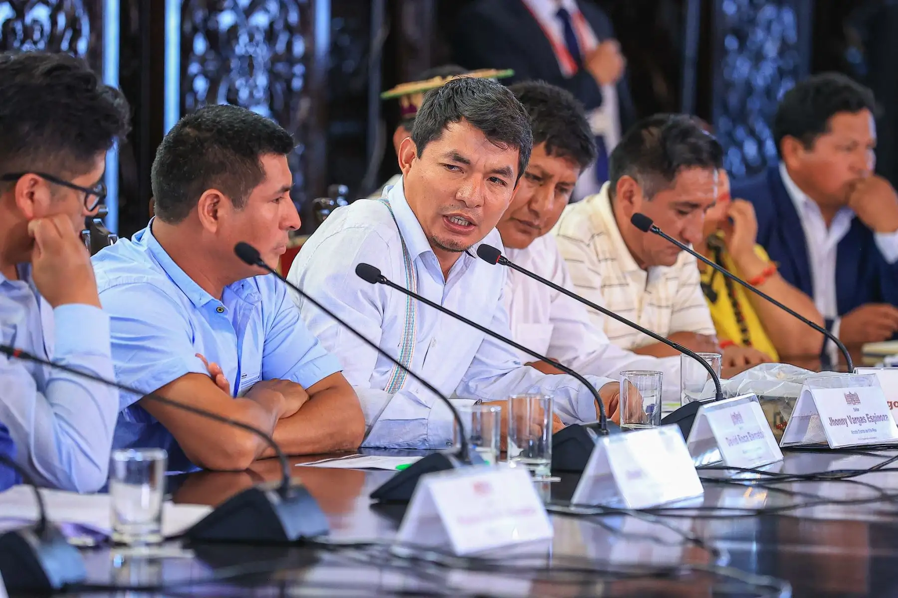 El presidente de la república, José María Balcázar, se reunió con dirigentes, autoridades locales y representantes de la sociedad civil de Pasco y Huánuco, así como del distrito de San Juan de Lurigancho, para escuchar sus demandas y coordinar soluciones. Foto: Presidencia