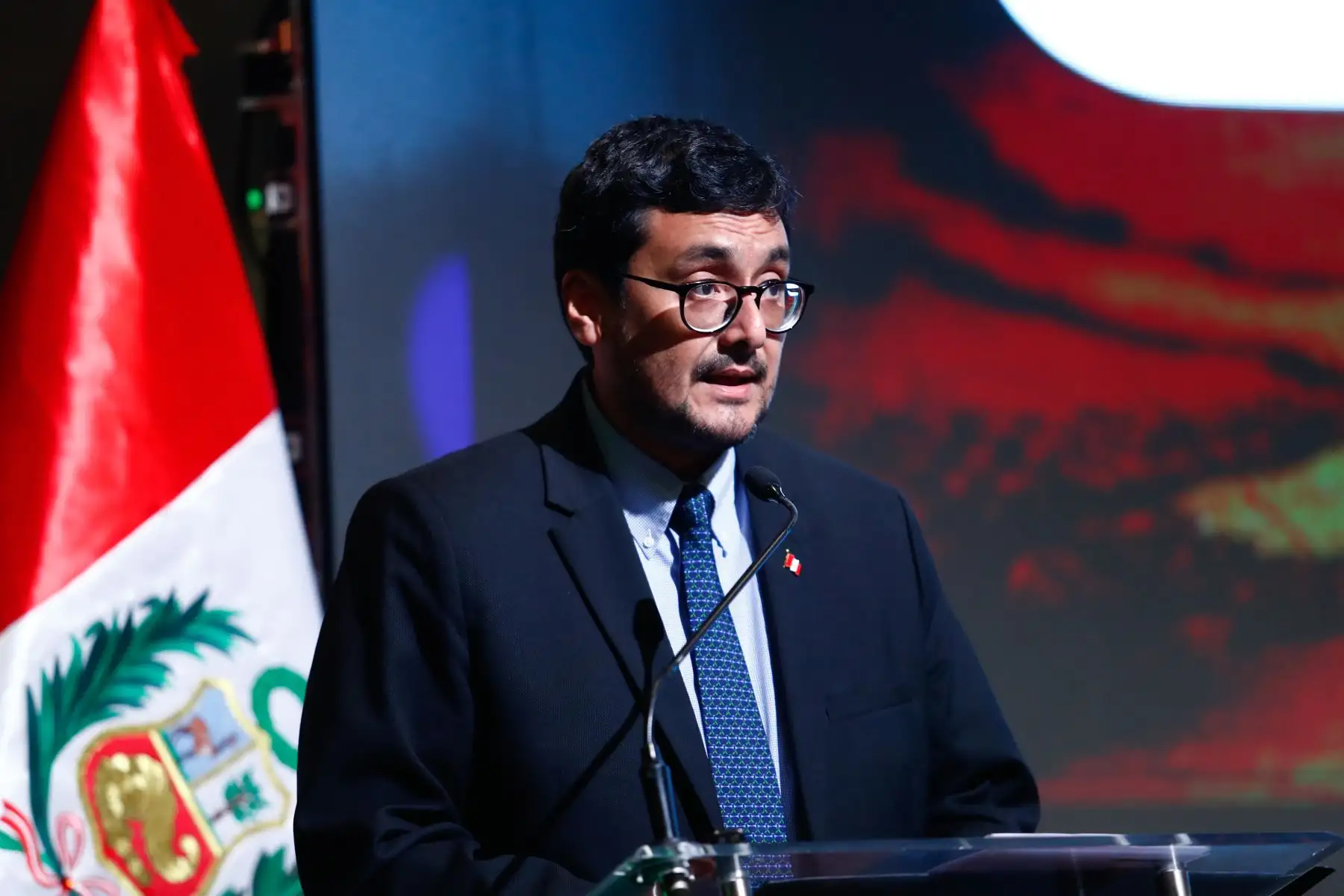 El ministro de Comercio Exterior y Turismo, José Reyes, y el presidente de ADEX, César Tello, participaron en la ceremonia de lanzamiento de la feria Expoalimentaria 2026, que se realizará del 23 al 25 de setiembre en el Centro de Exposiciones Jockey. Foto: ANDINA/Daniel Bracamonte