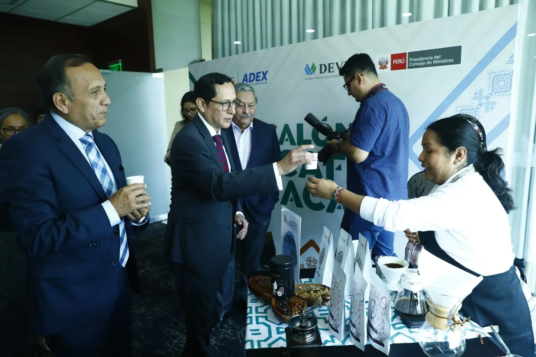 Desde el hotel Los Desfiles en San Isidro, el Ministerio de Comercio Exterior y Turismo MINCETUR y la Asociación de Exportadores ADEX realizaron el lanzamiento oficial de la feria Expoalimentaria 2026, que tendrá lugar del 23 al 25 de setiembre en el Centro de Exposiciones Jockey. Foto: ANDINA/Daniel Bracamonte