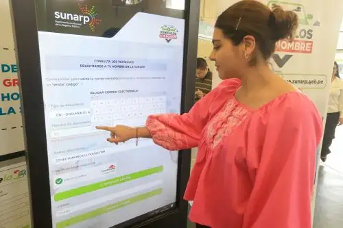 MINJUSDH lanza servicio digital gratuito que permite a los ciudadanos consultar sus vehículos registrados