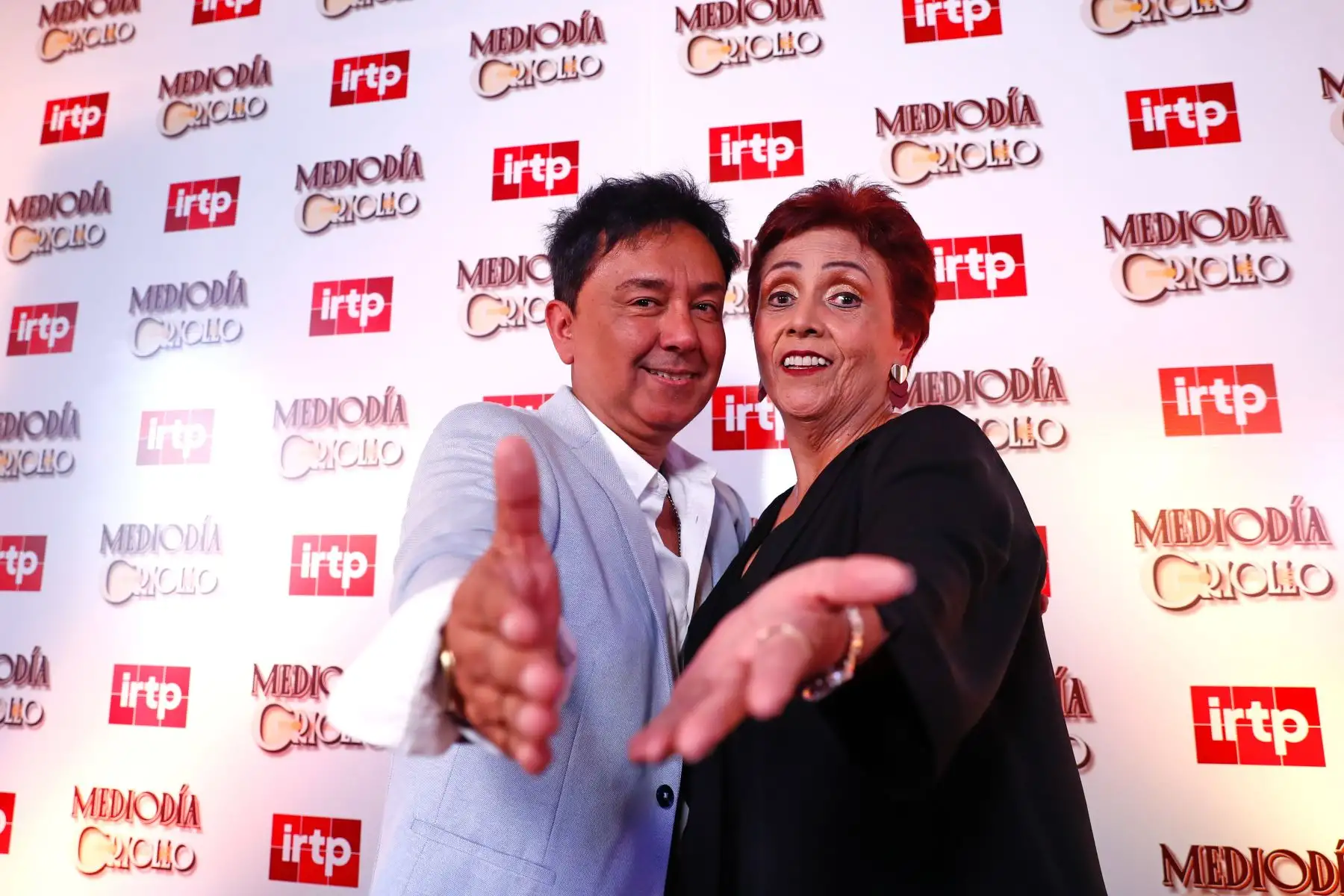 La temporada 2026 del programa Mediodía Criollo, que se emitirá por la señal de TV Perú a partir del domingo 3 de mayo, estará bajo la conducción de los artistas criollos Lucy Avilés y Oscar Ardiles. Foto: ANDINA/Daniel Bracamonte