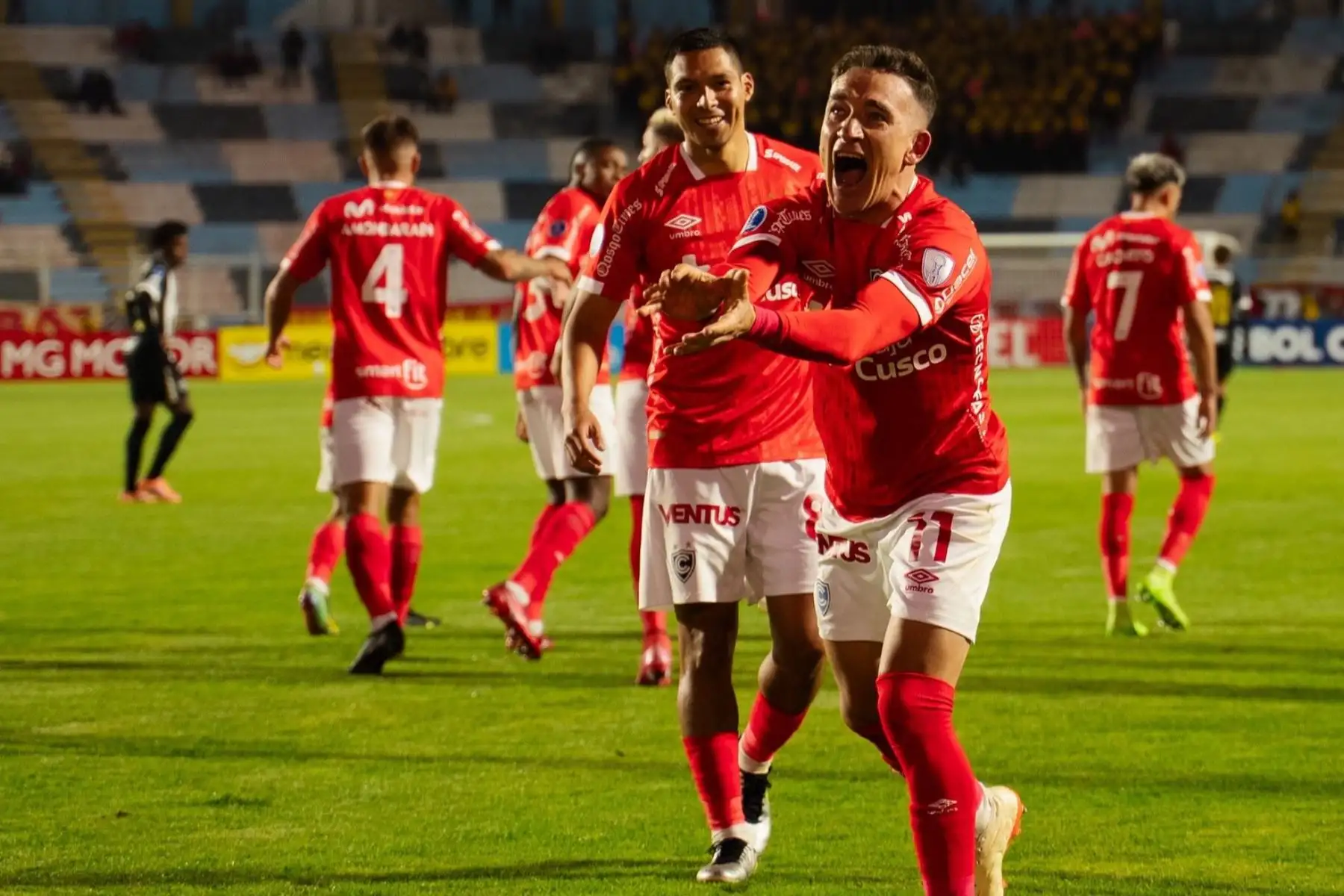 Copa Sudamericana: Cienciano derrota 1-0 al Atlético Mineiro en el primer tiempo