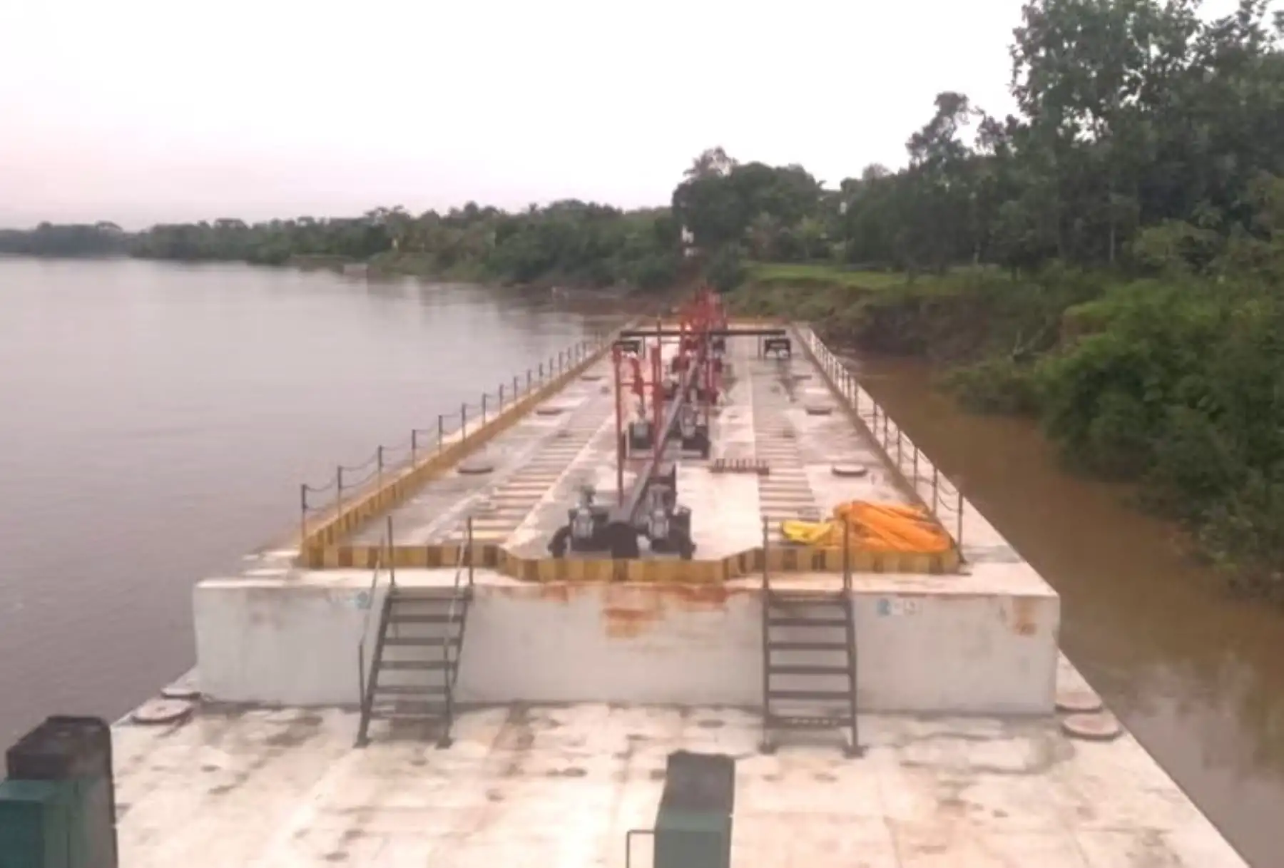 Loreto: Capitanía de Puerto emite alerta por riesgo para la navegación en río Corrientes