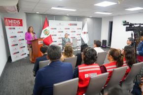 El enfoque de salud mental permitirá brindar un acompañamiento más integral y humano a las poblaciones atendidas por los programas sociales, resaltó la ministra Lily Vásquez. Foto: MIDIS/Difusión.