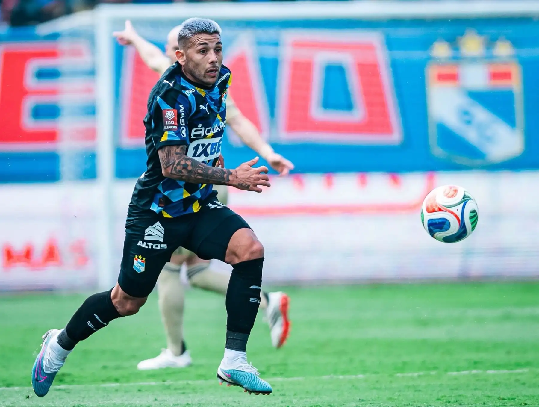 Cristal no levanta cabeza y resigna un empate (2-2) con Cusco FC en el Alberto Gallardo