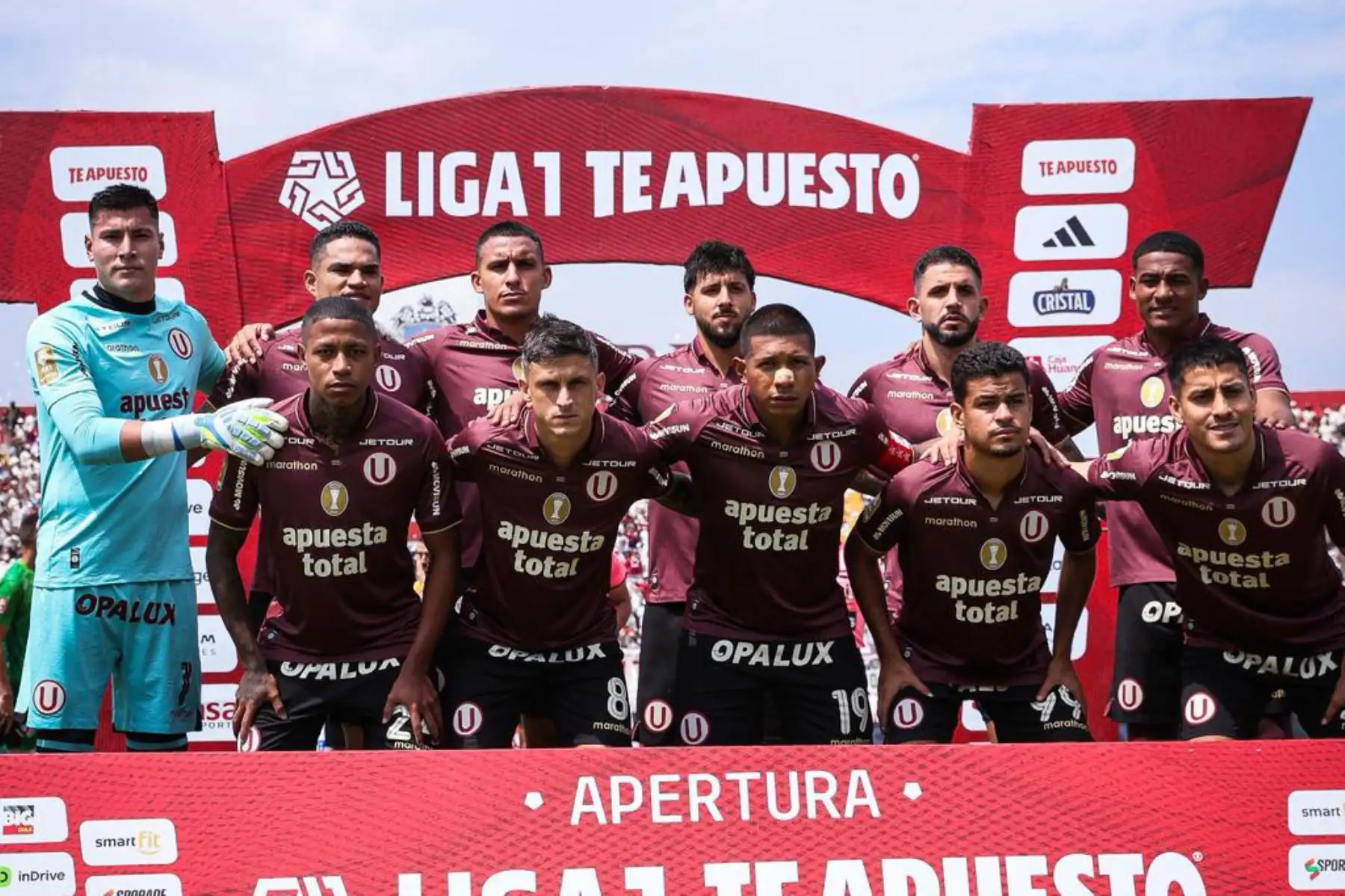 Universitario gana 4 a 1 ante  Juan Pablo II  por  la Fecha 13 del Torneo Apertura 2026 en Trujillo. 
Foto: Universitario