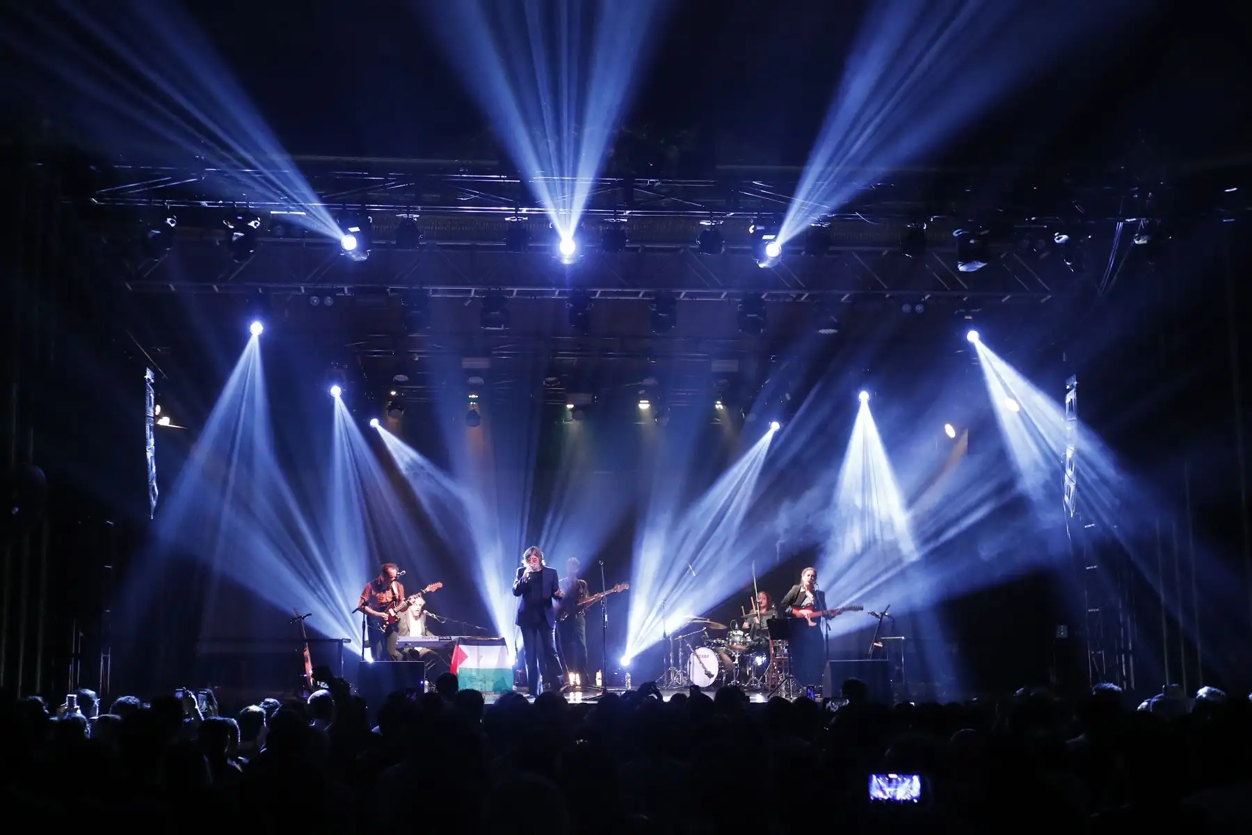 El cantante español Nacho Vegas brilla en Lima con su nuevo álbum ‘Vidas semipreciosas’. Cantautor español ofrece concierto en nuestra capital después de 10 años de espera.
Foto: ANDINA/ Eddy Ramos