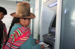 Durante el segundo operativo de pago de Juntos, 90,905 hogares recibirán un incentivo adicional de 100 soles. Foto: Midis/Difusión.