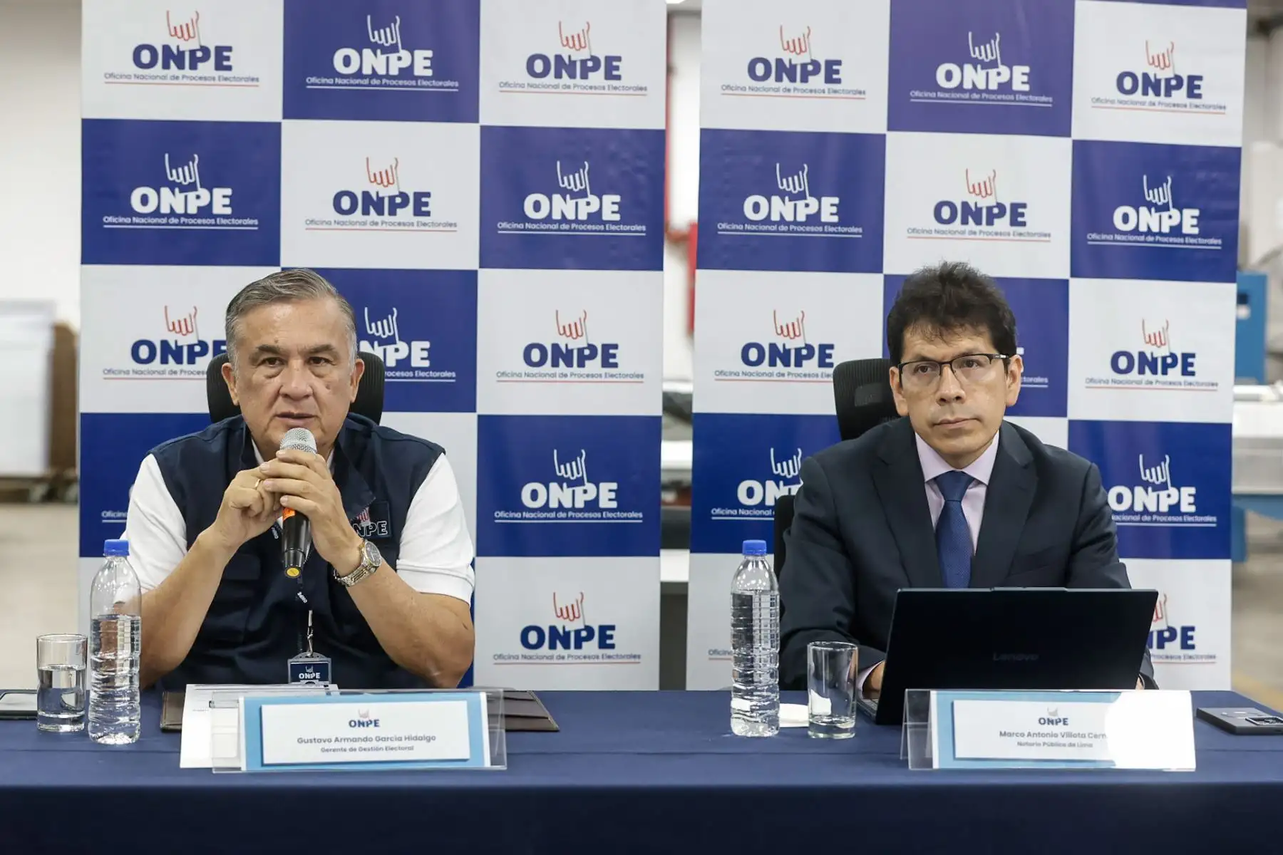 La Oficina Nacional de Procesos Electorales (ONPE) realiza  la prueba de color e impresión de las cédulas de sufragio correspondiente a las Elecciones Primarias -modalidad de afiliados- de las Elecciones Regionales y Municipales 2026. Foto: ANDINA/Luis Iparraguirre