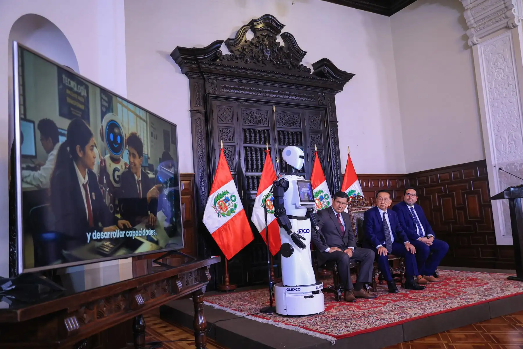 El presidente de la República del Perú, José María Balcázar, participó en la presentación de la Estrategia Nacional de Inteligencia Artificial (ENIA) 2026-2030. Este instrumento clave tiene el fin de orientar el desarrollo y la gobernanza de la IA en nuestro país, promoviendo un uso ético, seguro e inclusivo al servicio de todos los ciudadanos. Foto: Presidencia