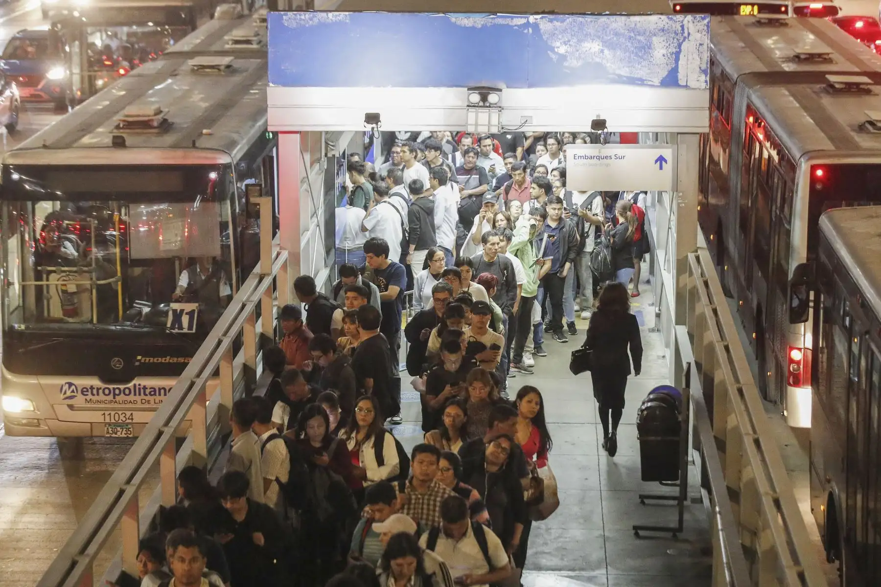 Metropolitano: ¿qué informó ATU sobre accidente en estación Andrés Reyes?