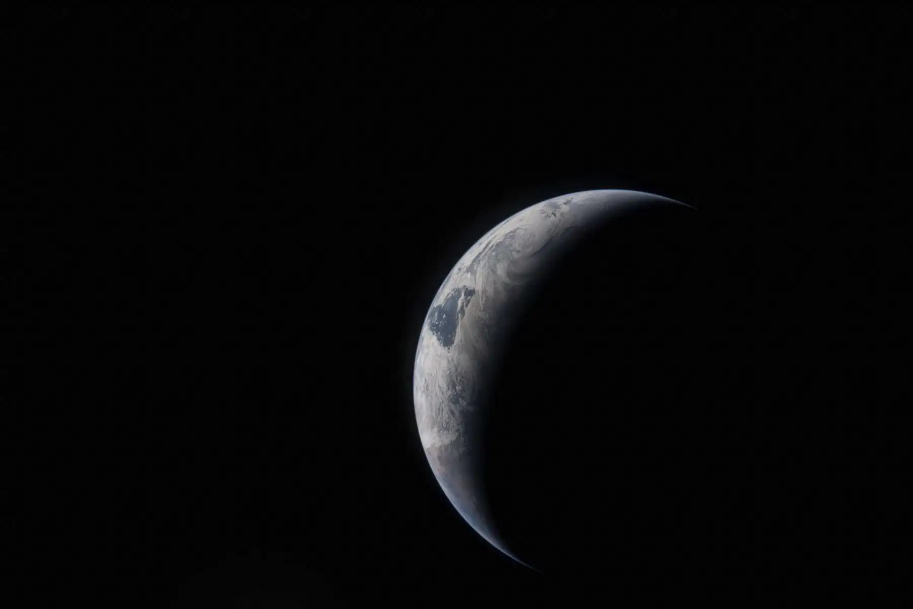 La NASA publica nuevas fotos de la tierra y la luna captadas por la misión espacial Artemis II. El cohete SLS (Space Launch System) de la NASA despegó de la plataforma de lanzamiento 39B en el Centro Espacial Kennedy de la agencia en Florida a las 6:35 pm EDT del 1 de abril de 2026, enviando a los astronautas de la NASA Reid Wiseman, Victor Glover y Christina Koch y al astronauta de la CSA (Agencia Espacial Canadiense) Jeremy Hansen a bordo de la nave espacial Orion en un vuelo de prueba planificado alrededor de la Luna y de regreso. Foto: NASA