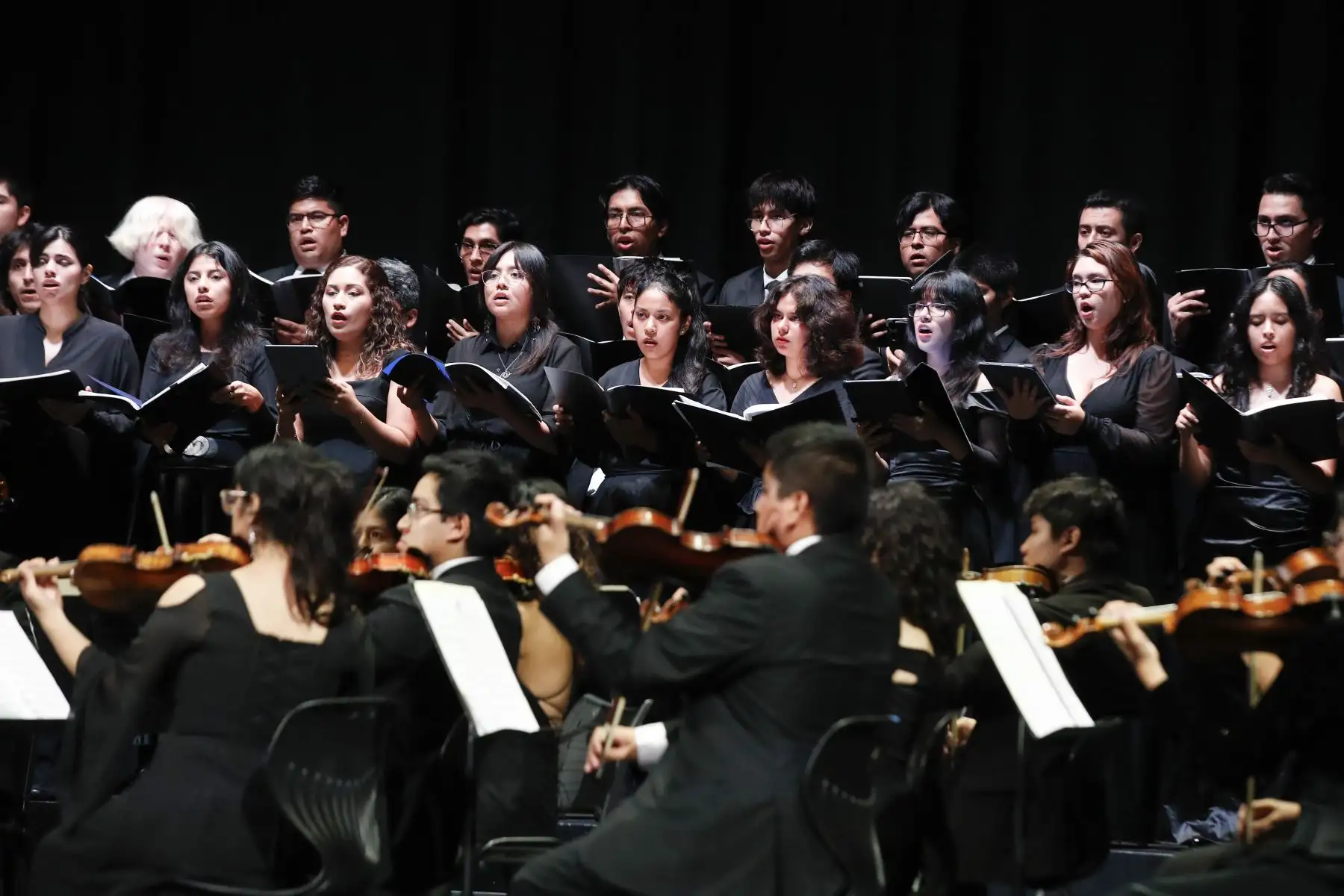 La Universidad Nacional de Música conmemora 118 años de trayectoria institucional, marcada por la formación de generaciones de intérpretes y compositores. 
Foto: ANDINA/Eddy Ramos