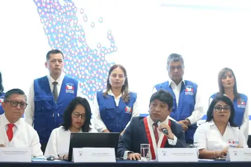 Elecciones: Defensoría señala irregularidades pero no detecta fraude