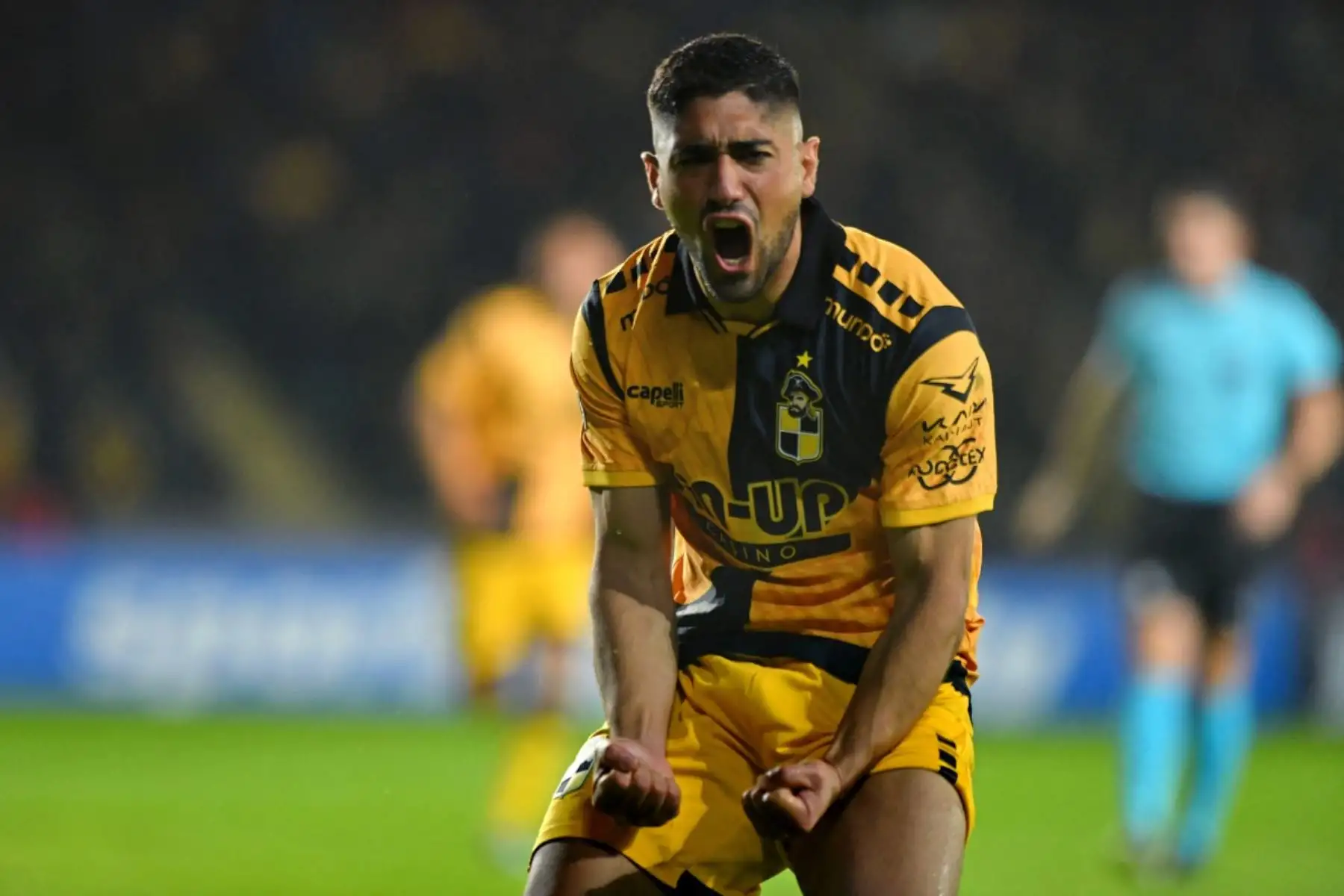 Universitario de Deportes cayó 2-1 ante Coquimbo Unido de Chile en el estadio Francisco Sánchez Rumoroso, por la cuarta fecha del Grupo B de la Copa Libertadores 2026, resultado que complicó sus posibilidades de avanzar a la siguiente fase del torneo continental. Foto: AFP
