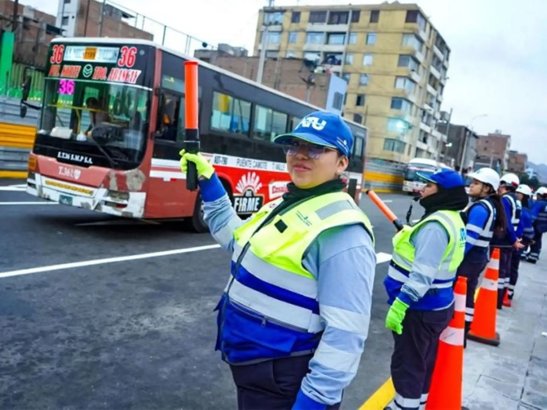 ATU: 22 rutas de transporte vuelven a circular por la av. 28 de Julio