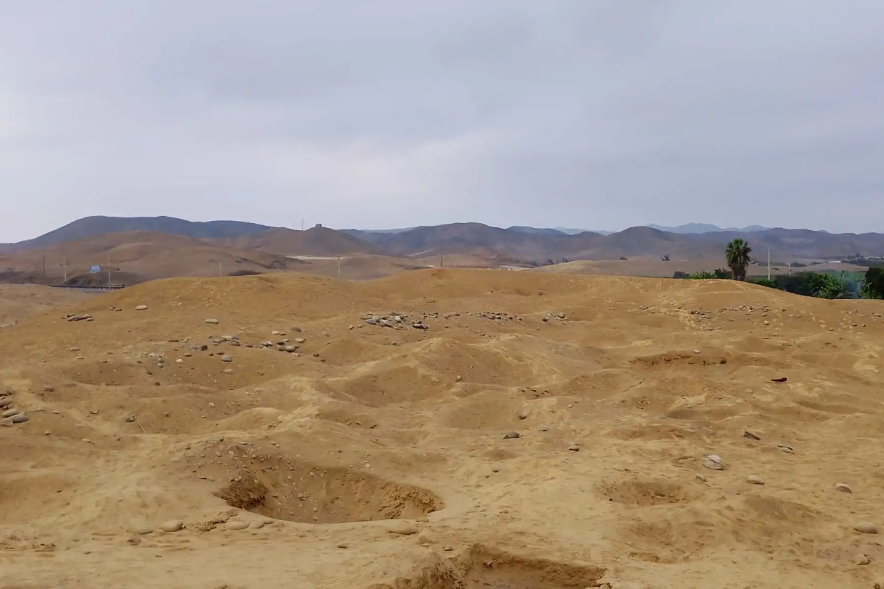 Cerro de la Horca es uno de los sitios más extensos y complejos del valle bajo de Fortaleza debido a la gran cantidad de estructuras arquitectónicas que posee.  Foto: ANDINA/Difusión (José Luis Fuentes, arqueólogo.)