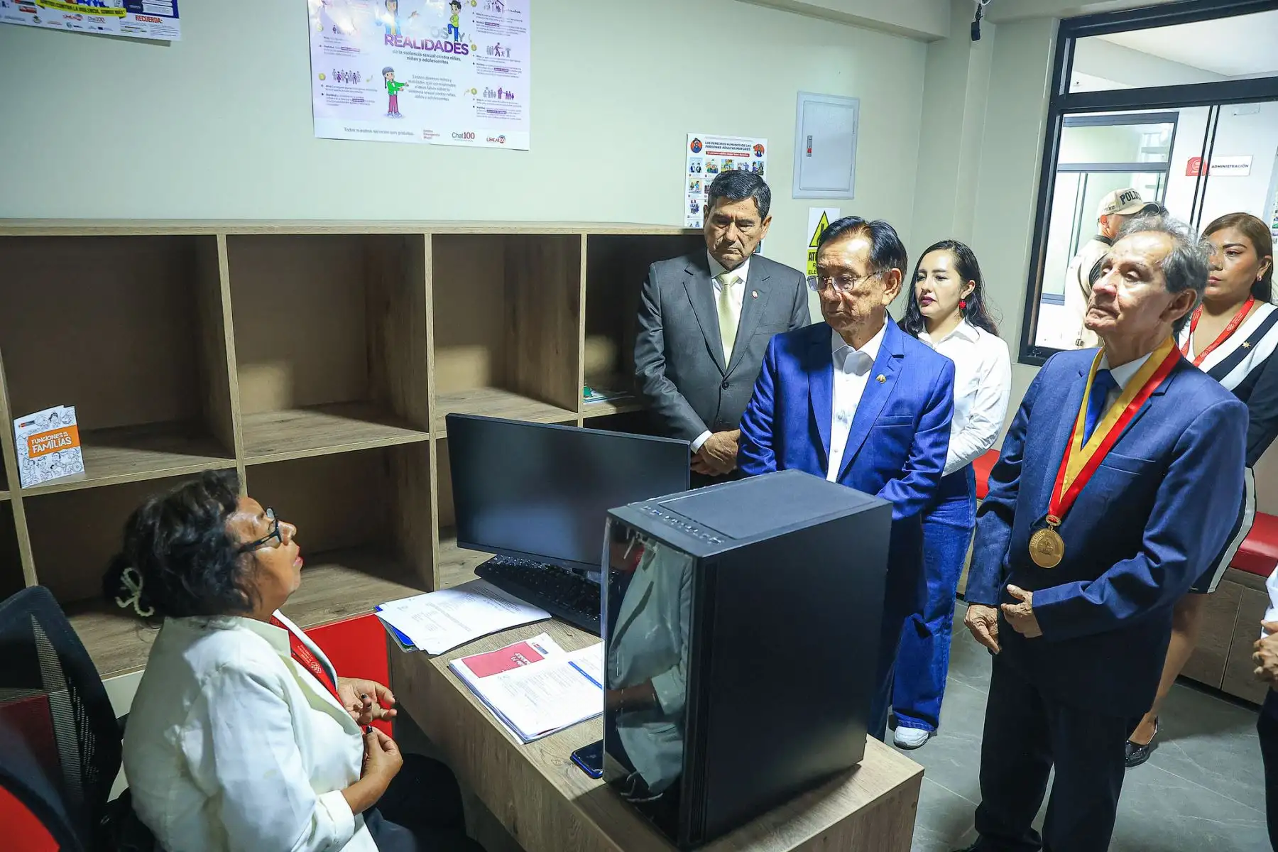 Presidente José María Balcázar, supervisó el Servicio Integral Especializado para la Prevención de la Violencia en las Familias (SIEF): ELOT Familia. Foto: ANDINA/Prensa Presidencia