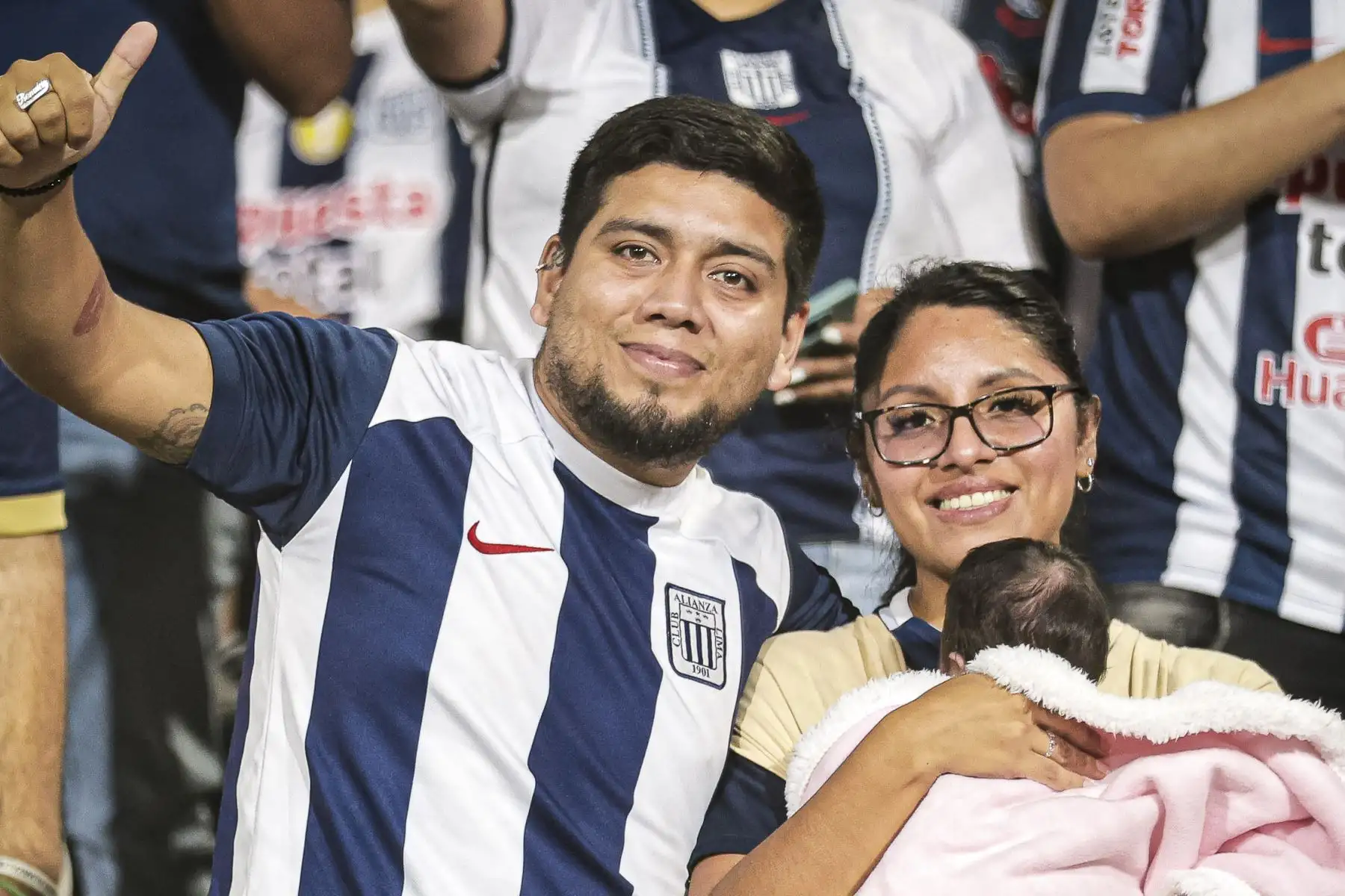 Alianza Lima y Sporting Cristal empataron 1-1 por el Torneo Apertura en Matute. Los blanquiazules se mantienen líderes en el campeonato. Foto: Liga 1