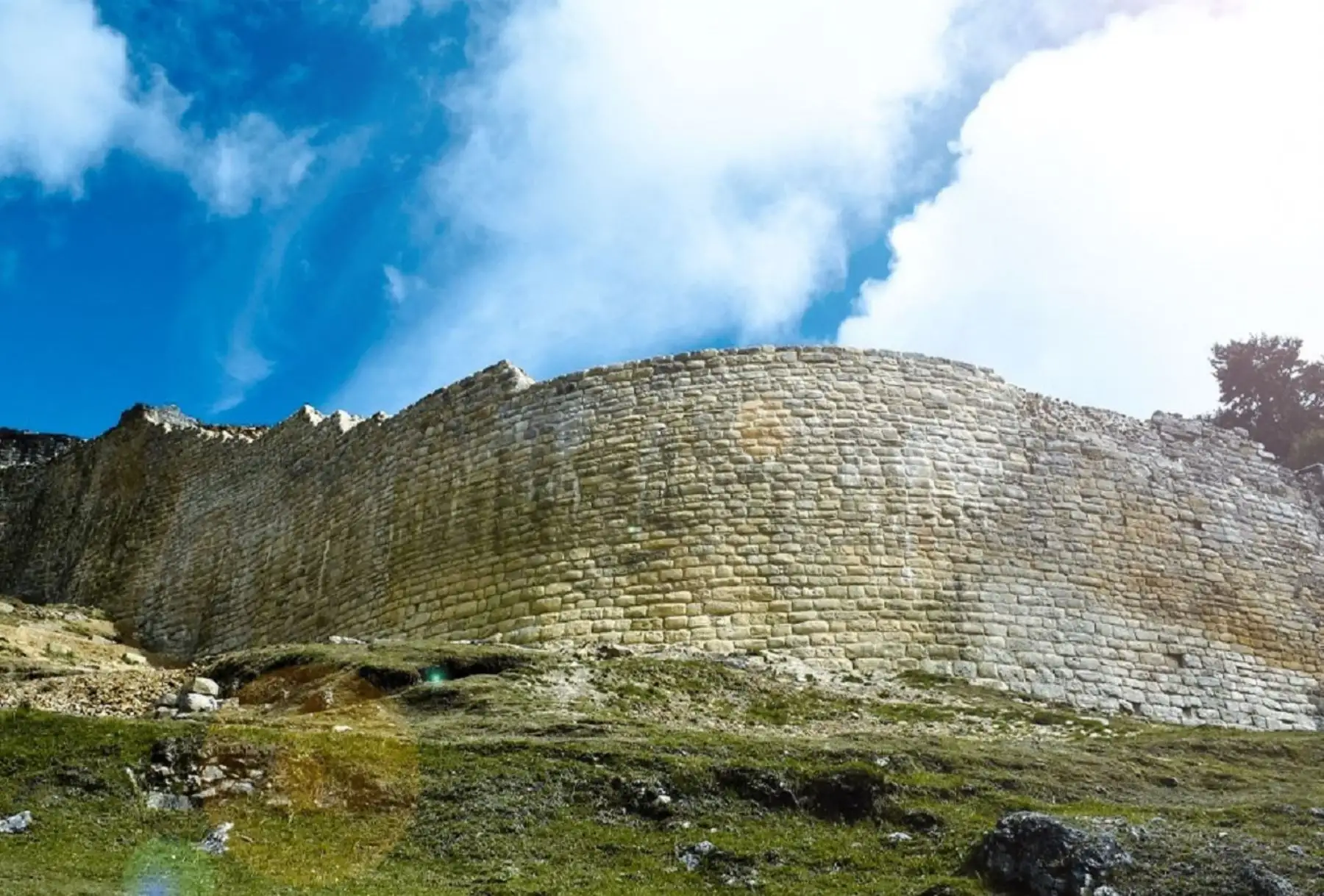 Kuélap recupera muralla sur tras colapso de 2022 y espera recibir 80,000 turistas este año