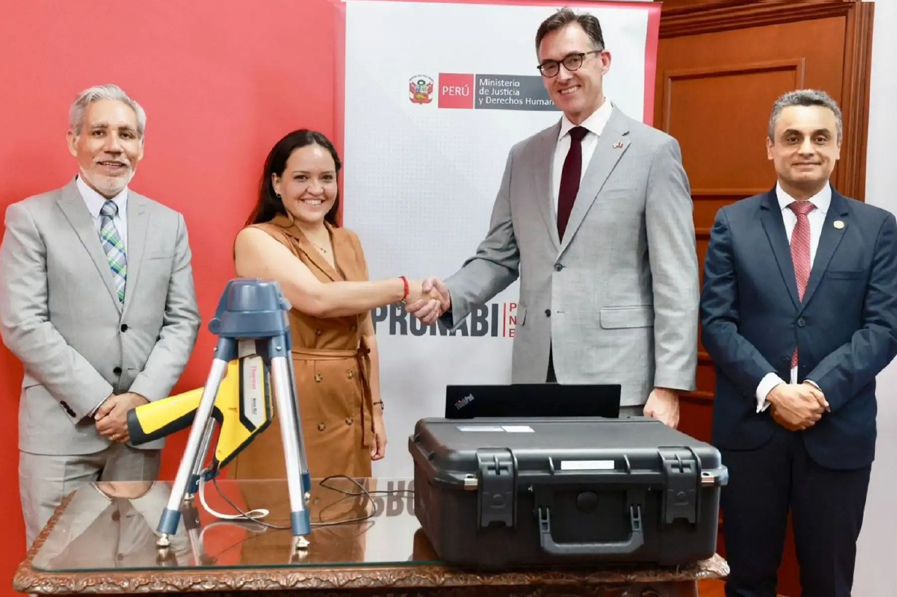MINJUSDH recibe equipos de OEA y EE.UU. para fortalecer lucha contra el crimen organizado