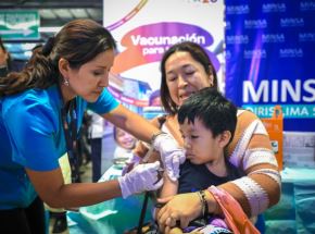 Las dosis administradas brindan protección frente a enfermedades como el sarampión, la poliomielitis, la difteria, el tétanos, la hepatitis A y B, la influenza, el Virus del Papiloma Humano (VPH), la fiebre amarilla, la tos ferina, entre otras, fortaleciendo la salud pública y previniendo complicaciones graves, especialmente en niños, gestantes, adultos mayores y personas con comorbilidades.