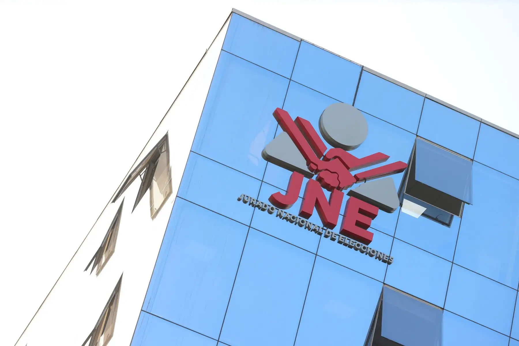 Elecciones 2026: pleno del JNE confirma improcedencia de pedido de nulidad de actas 900000