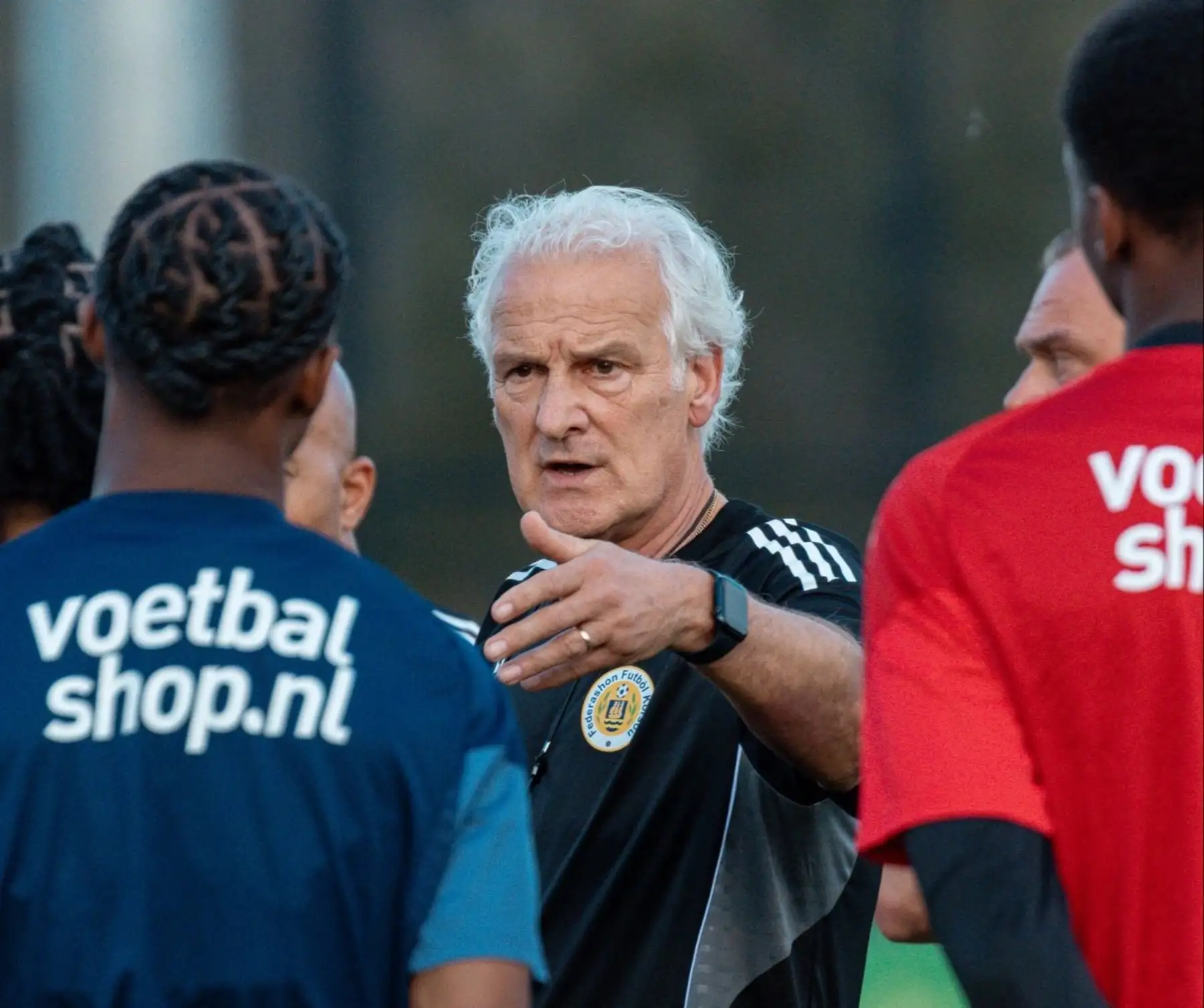 Entrenador de la selección de Curazao renunció a un mes del inicio del Mundial 2026