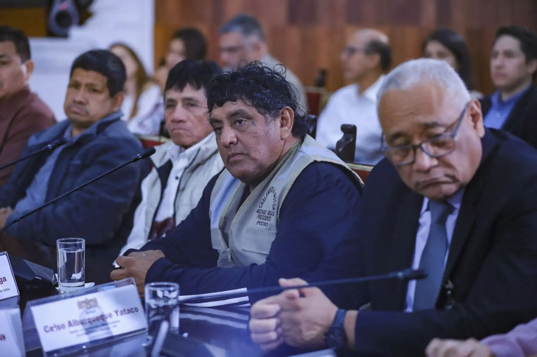 El presidente José María Balcázar sostuvo una reunión con representantes de los pescadores artesanales del Callao, reafirmando el compromiso del Gobierno de trabajar de manera conjunta para alcanzar soluciones de consenso que garanticen el normal desarrollo de sus actividades. Foto: Presidencia