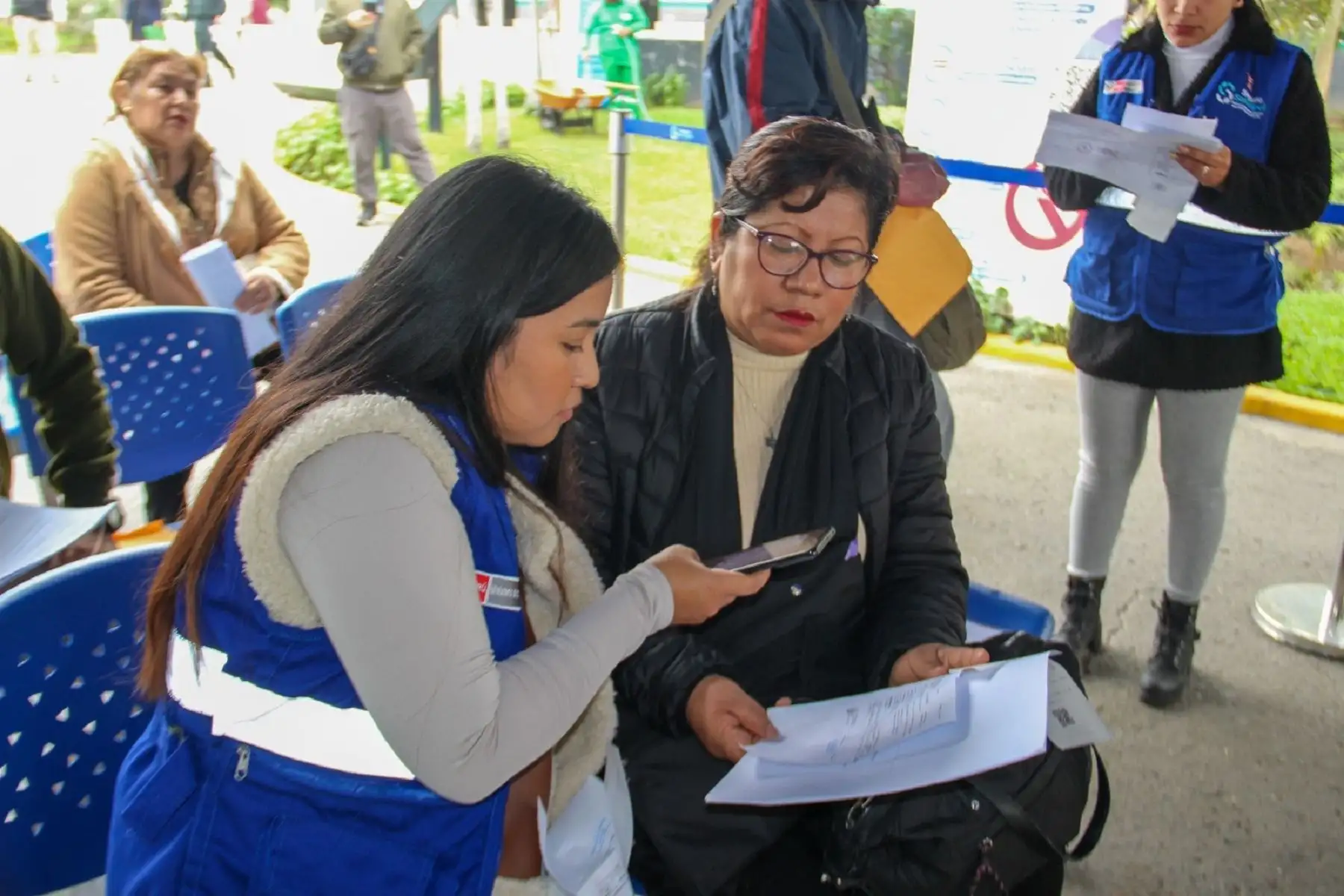 Saludpol impulsa fortalecimiento del aseguramiento en salud con foro entre PNP y FFAA