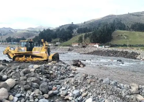 Un total de 23 intervenciones preventivas ante posibles inundaciones se ejecutaron en zonas críticas de las provincias de Bolognesi, Huaraz, Huarmey y Huarmey, en la región Áncash. ANDINA/Difusión