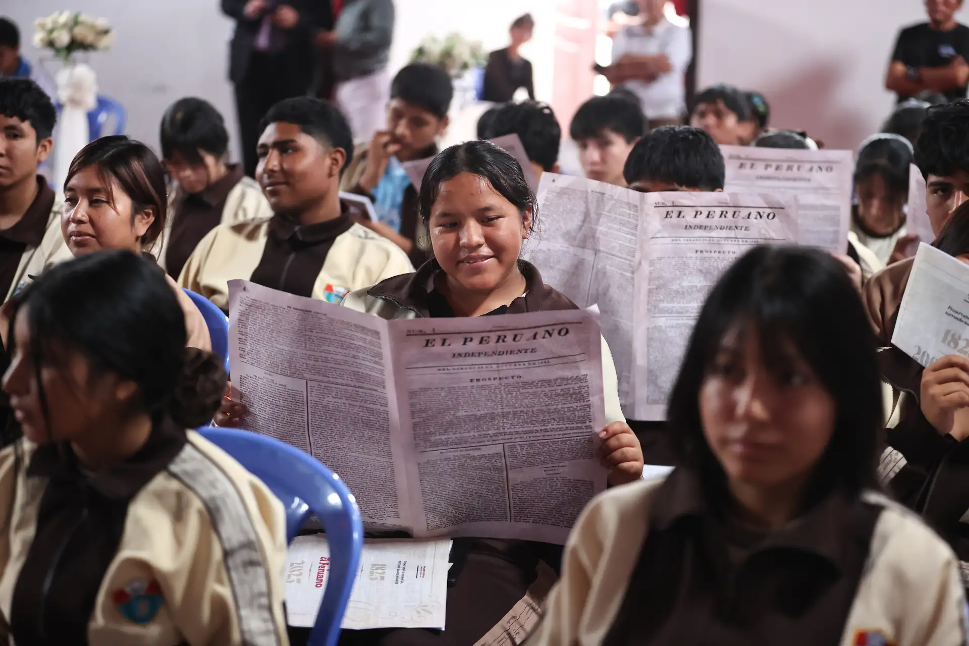 Conmemorando los 200 años del primer ejemplar del Diario Oficial El Peruano, se realizó una conferencia magistral organizada por la Municipalidad de Pativilca, en Lima región, en la sede de su biblioteca municipal, con la participación de destacados ponentes y estudiantes.

Foto: ANDINA/ Juan Carlos Guzmán Negrini