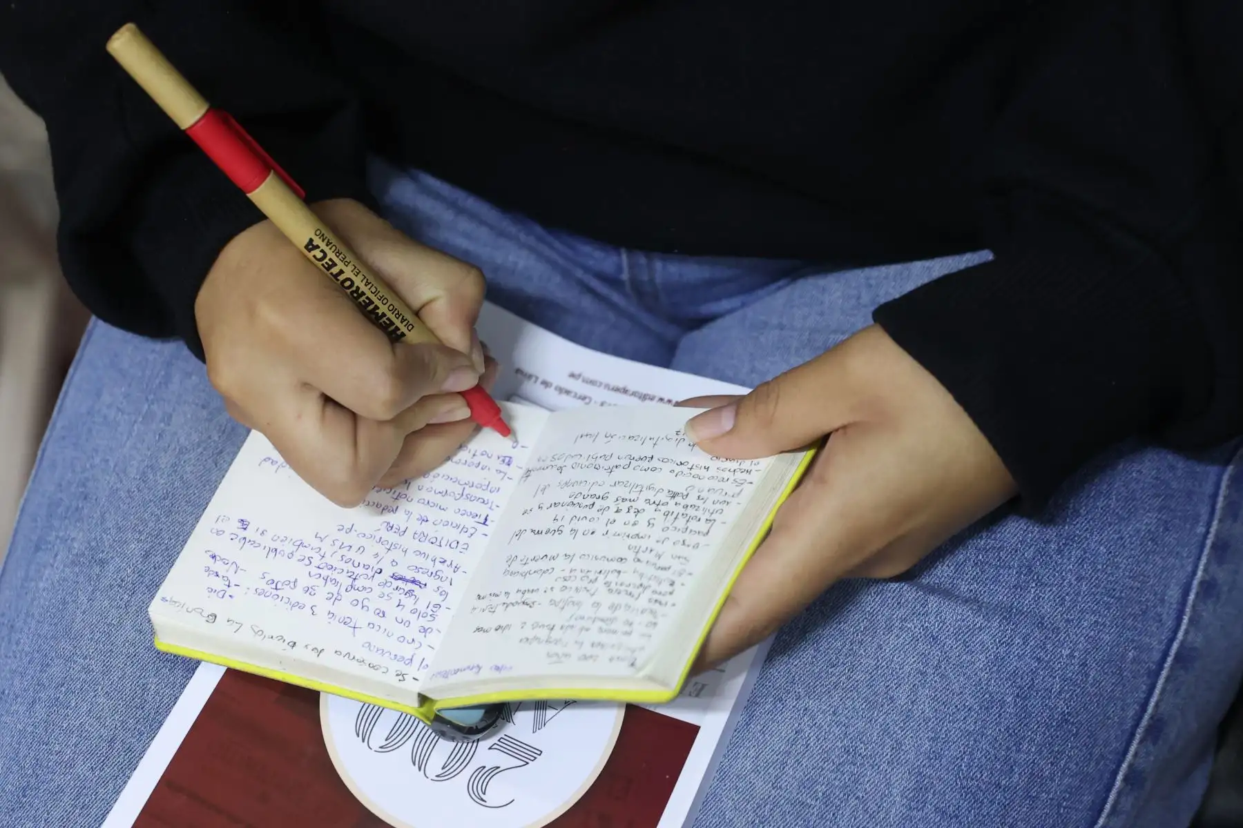 Estudiantes de V ciclo de Ciencias de la Comunicación de la Universidad Peruana Unión, visitaron hoy miércoles 13 de mayo de 2026 las instalaciones de Editora Perú para participar de la experiencia "Vive Andina" con destacados periodistas de la Agencia de Noticias Andina. Además, conocieron el Museo Gráfico de El Peruano. Foto: ANDINA/Melina Mejía