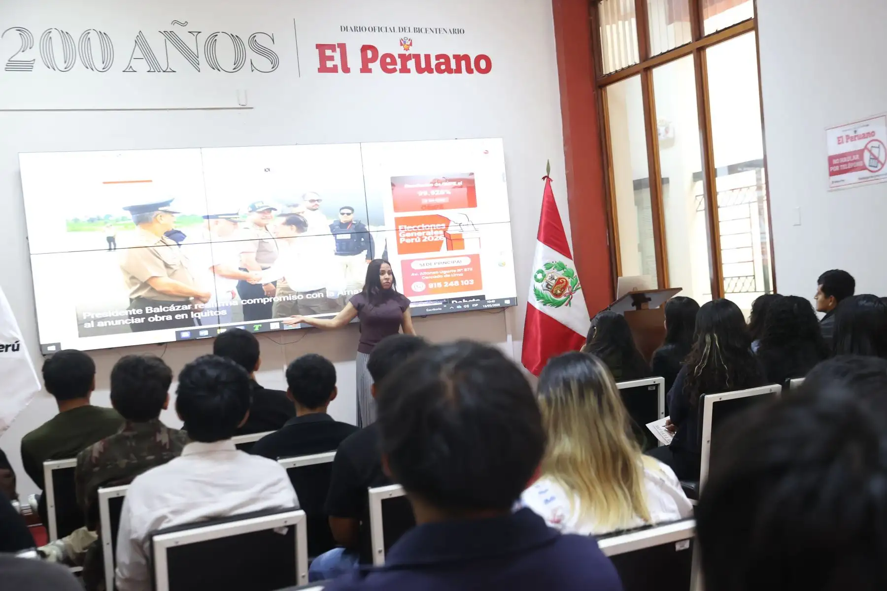 Estudiantes de V ciclo de Ciencias de la Comunicación de la Universidad Peruana Unión, visitaron hoy miércoles 13 de mayo de 2026 las instalaciones de Editora Perú para participar de la experiencia "Vive Andina" con destacados periodistas de la Agencia de Noticias Andina. Además, conocieron el Museo Gráfico de El Peruano. Foto: ANDINA/Melina Mejía