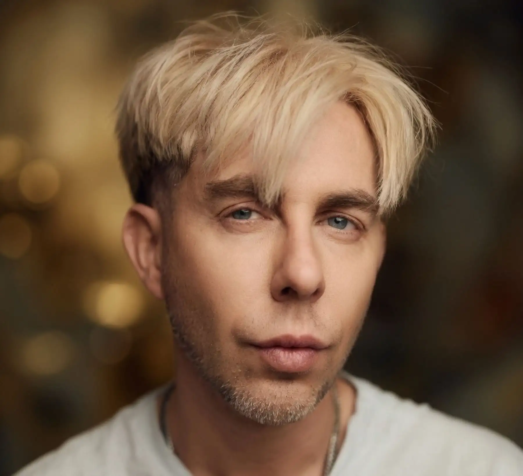 Actor argentino Nico Maiques en Lima por puesta teatral