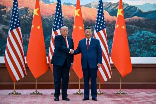 Presidente de China recibe al estadounidense Donald Trump en el Gran Salón del Pueblo en Pekín