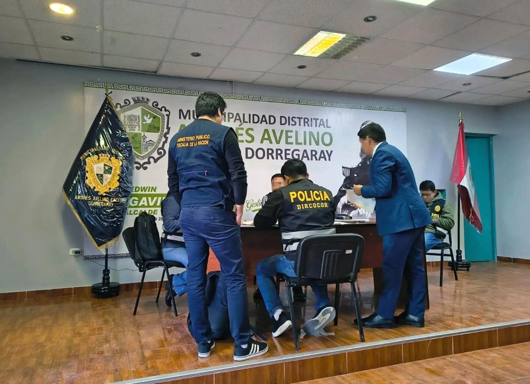 Ayacucho: allanan municipalidad de Andrés Avelino Cáceres por una presunta sobrevaloración