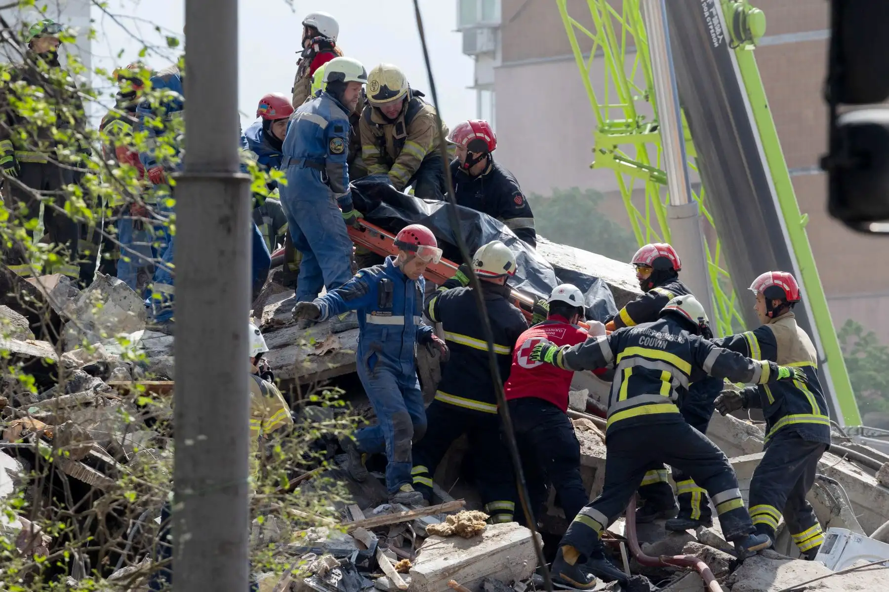 Intenso bombardeo ruso sobre Kiev deja al menos 21 muertos y lastra esperanzas de paz