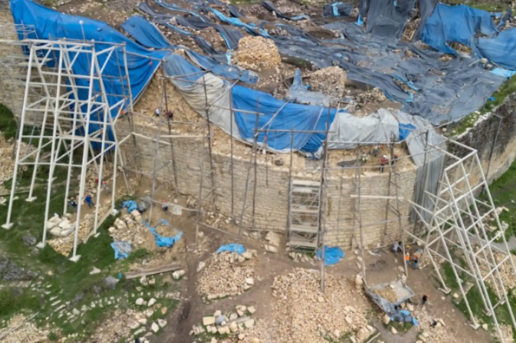 La monumental fortaleza de Kuélap, principal ícono turístico y arqueológico de Amazonas, recuperó completamente el sector de la muralla sur. Foto: Difusión