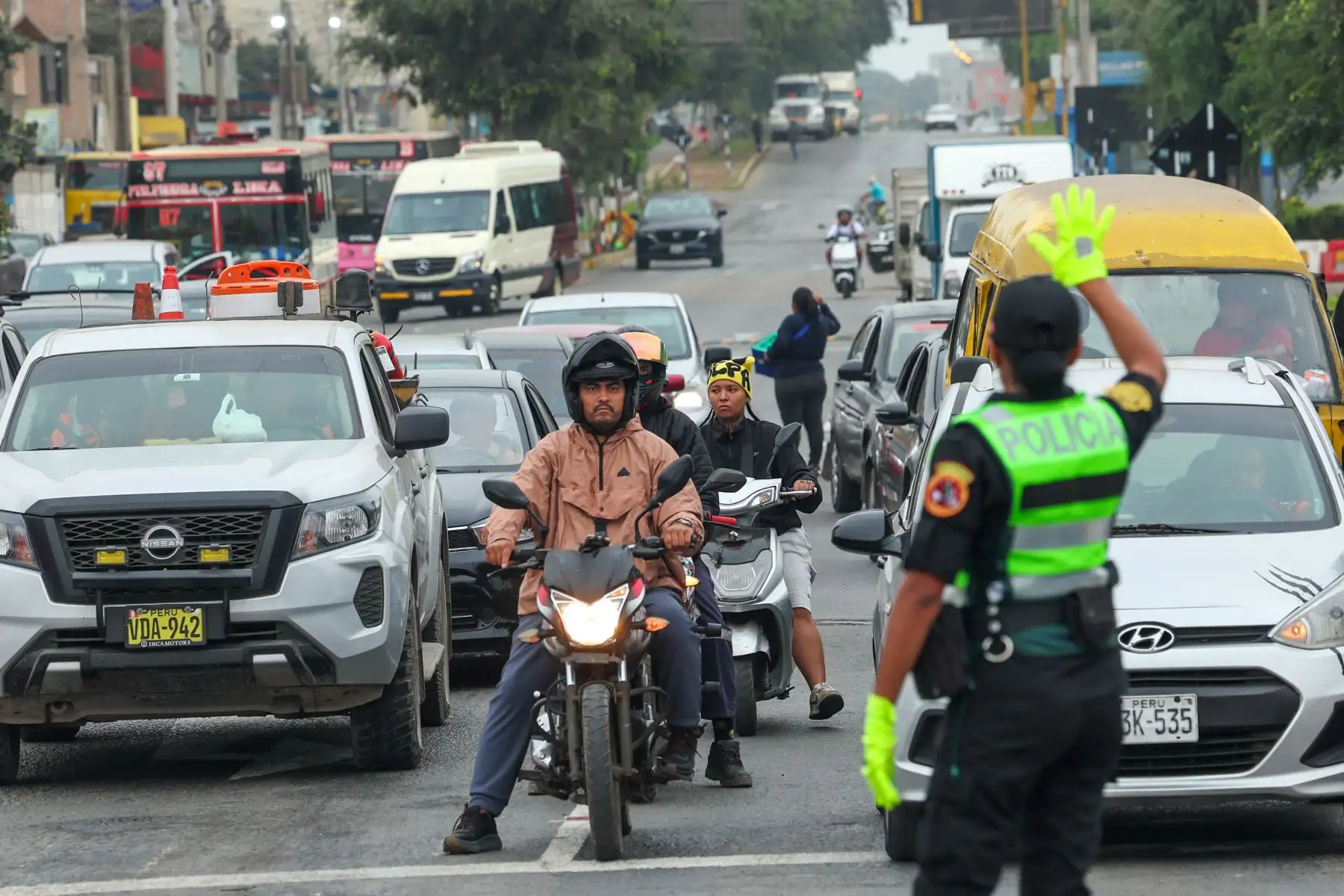 Ministerio de Transportes y Comunicaciones anuncia que desde este domingo 17 de mayo a las 8 a.m. se iniciará la primera etapa del plan de desvío vehicular en un tramo de la av. Morales Duárez para dar inicio a las obras del Proyecto Puente Santa Rosa, al Aeropuerto Internacional Jorge Chávez.
Foto: ANDINA/Difusión