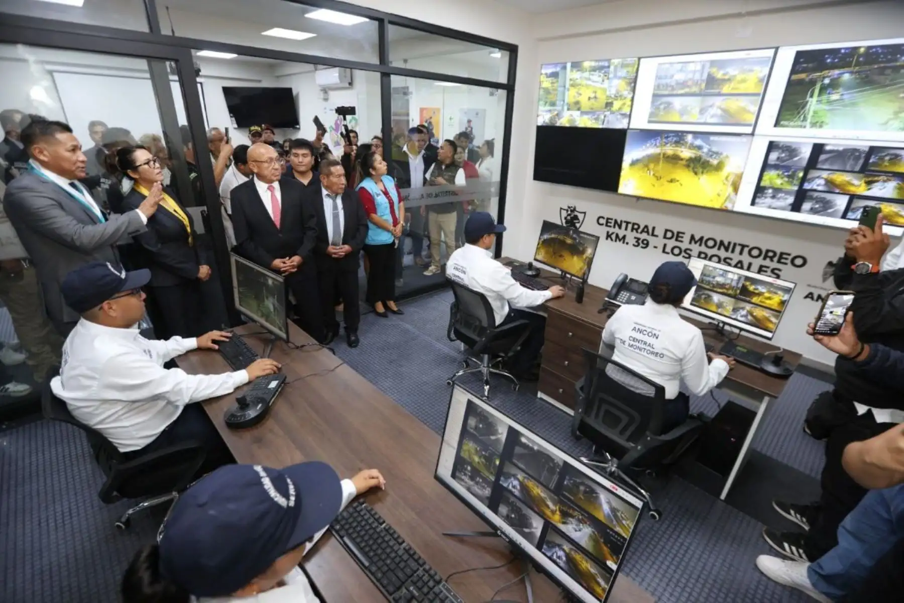 Ancón inauguró central de videovigilancia con reconocimiento facial y de placas