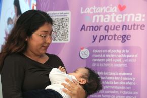 Las mujeres que deseen ayudar pueden acudir directamente al Banco de Leche o comunicarse a los teléfonos 957 582 012 y 992 233 623. Foto: ANDINA/Héctor Vinces