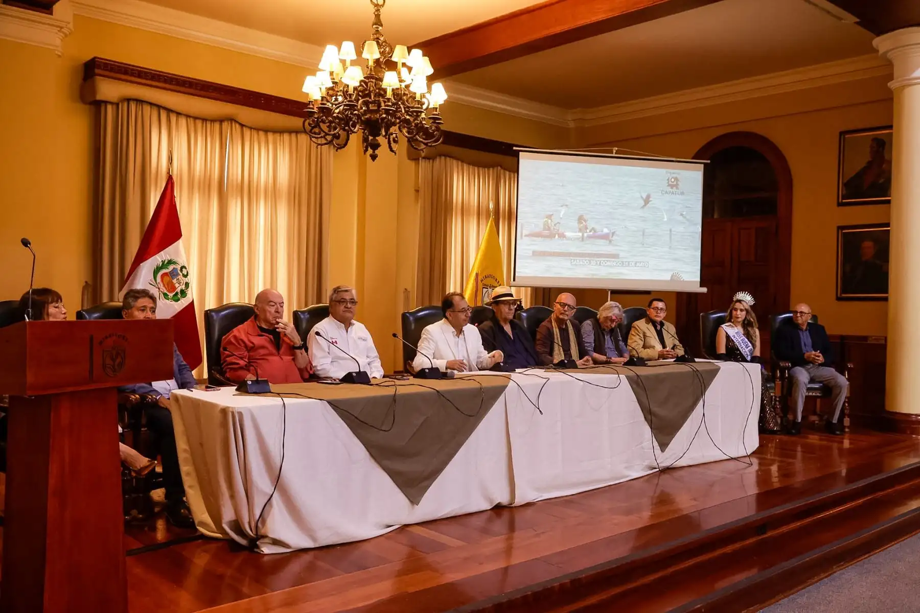 Durante la presentación del festival, representantes de CAPATUR reafirmaron su oposición al ingreso de embarcaciones industriales pesqueras a la Reserva Nacional de Paracas, al considerar que pondrían en riesgo el ecosistema y la pesca artesanal de la zona. Foto: ANDINA/Luis Iparraguirre.