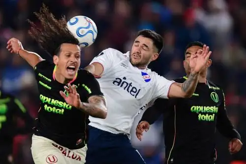 Copa Libertadores: Universitario empata sin goles con Nacional de Uruguay