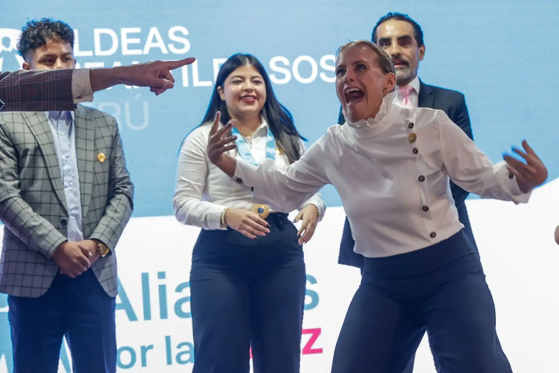 Con música criolla, humor y versiones de canciones contemporáneas, Los Juanelos participaron en la ceremonia “Aliados por la Niñez”, actividad que reunió a diversas instituciones y organizaciones aliadas de Aldeas Infantiles SOS Perú. Foto: ANDINA/Luis Iparraguirre.