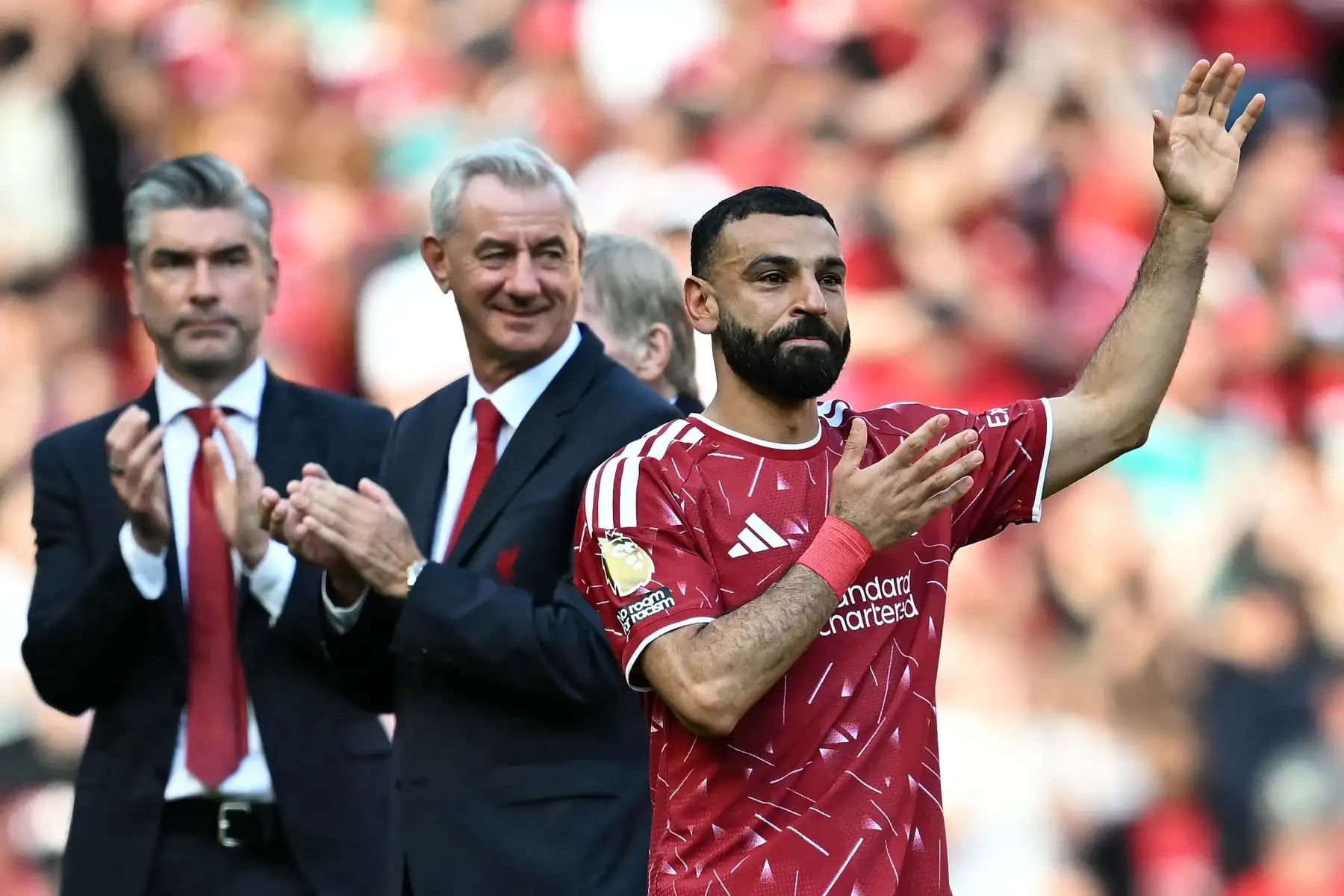 Mohamed Salah se despidió del Liverpool con sonora ovación de los hinchas