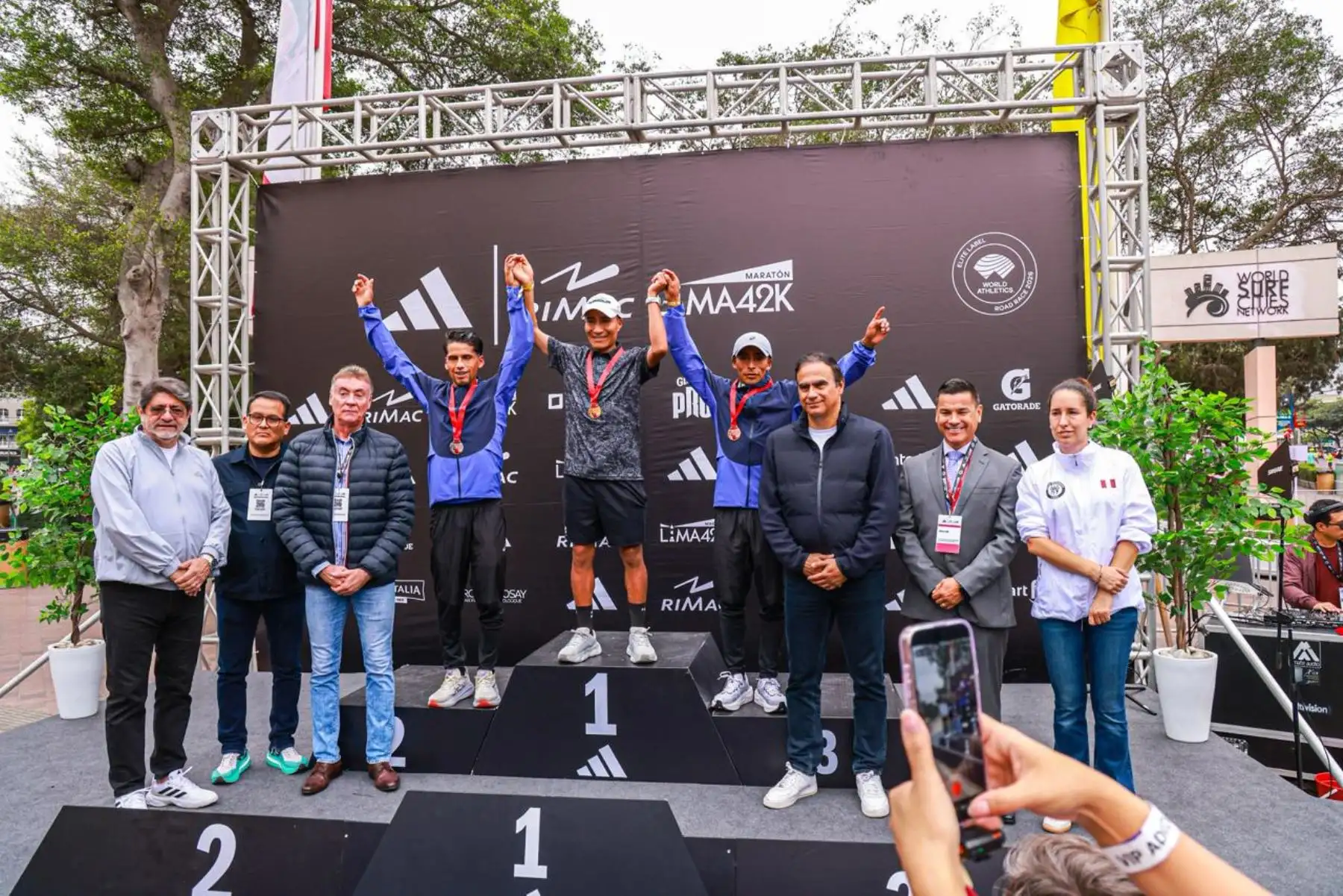 Maratón Lima 42K: Walter Nina y Sheyla Eulogio se consagraron campeones